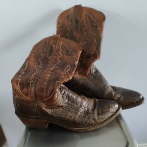 lucchese 1883 boots mens